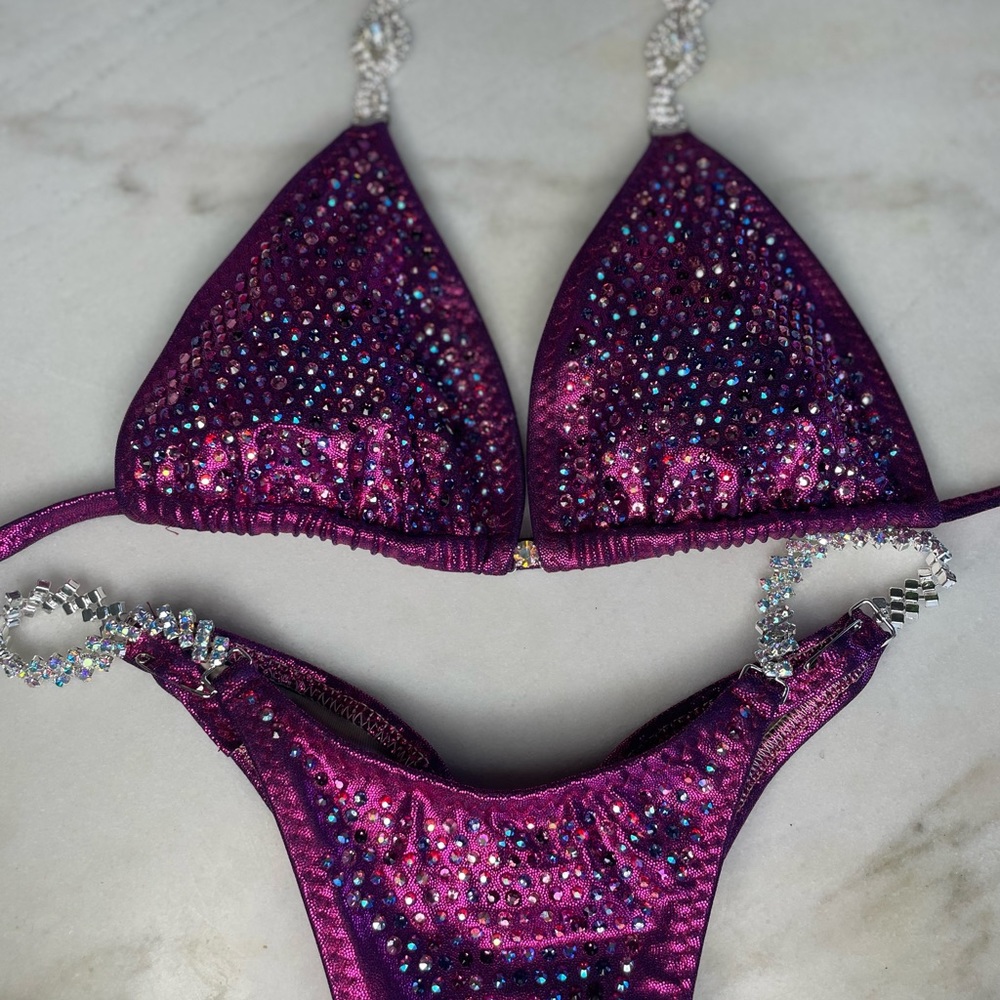 Beautiful fuchsia Competition Bikini
